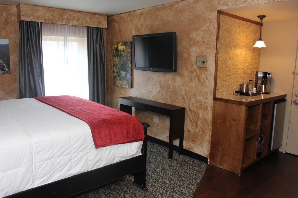 Grand Z Hotel Casino By Red Lion Hotels (Adults Only) Central City エクステリア 写真